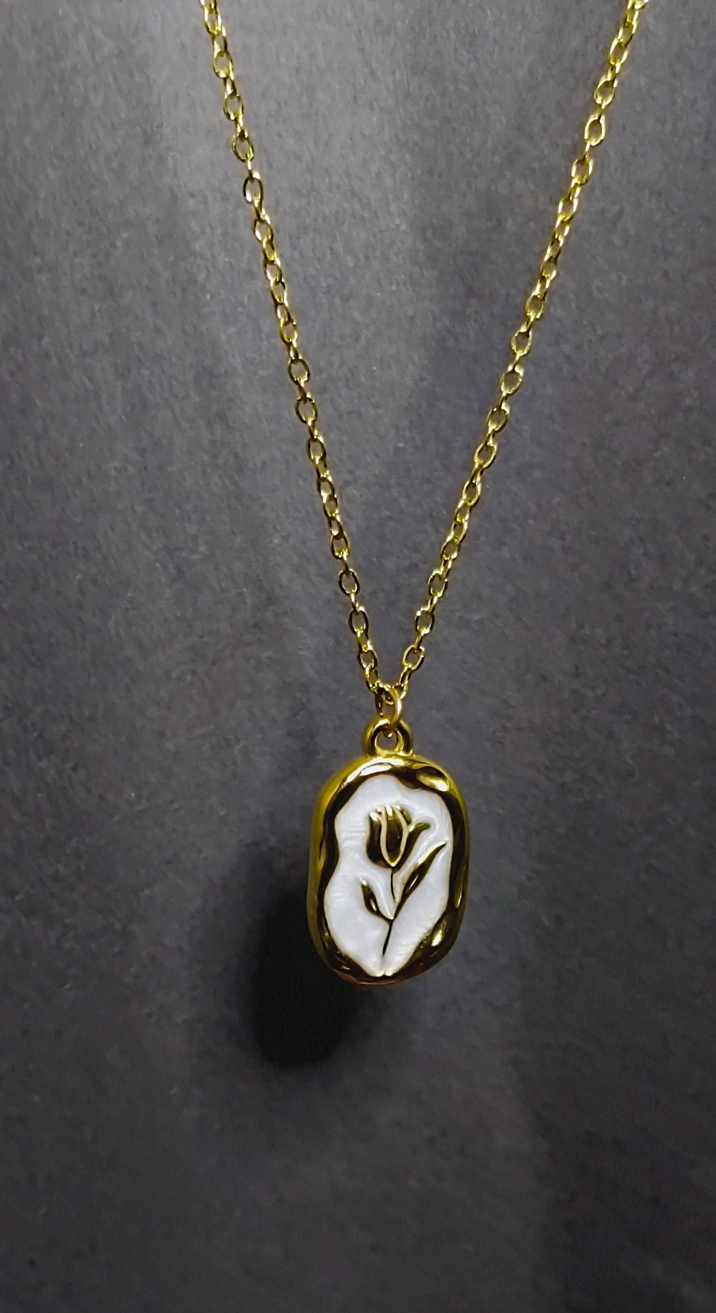 Rose Necklace