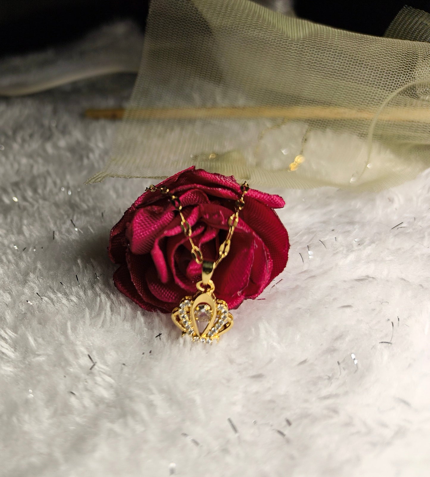Spark Crown Necklace