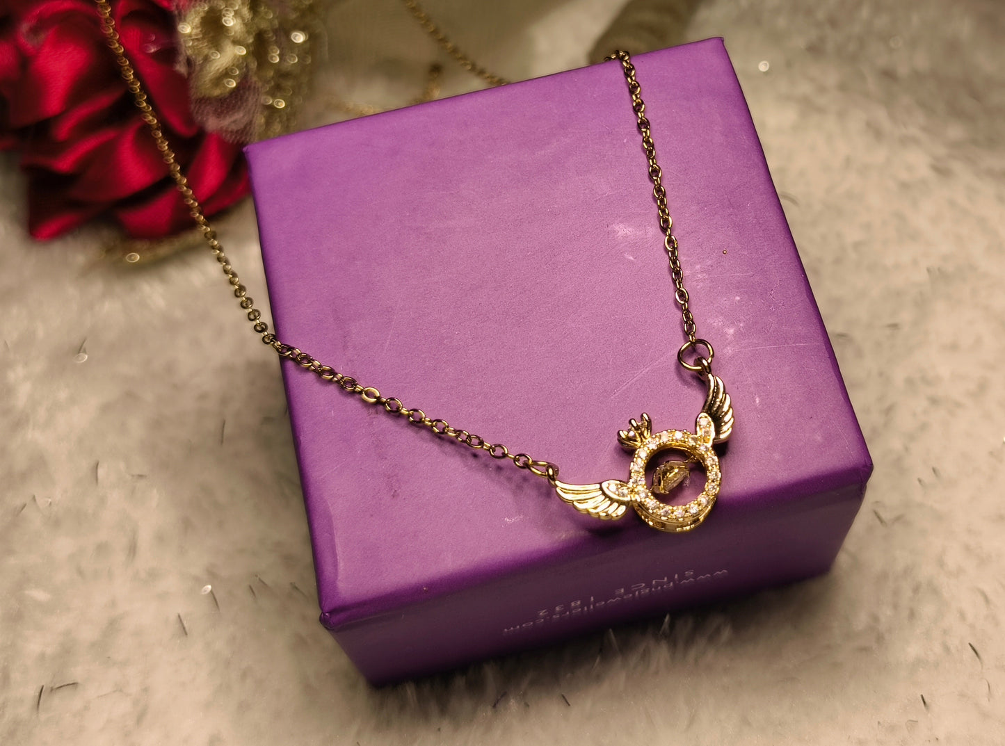 Elegant Angel Wing Golden Ring